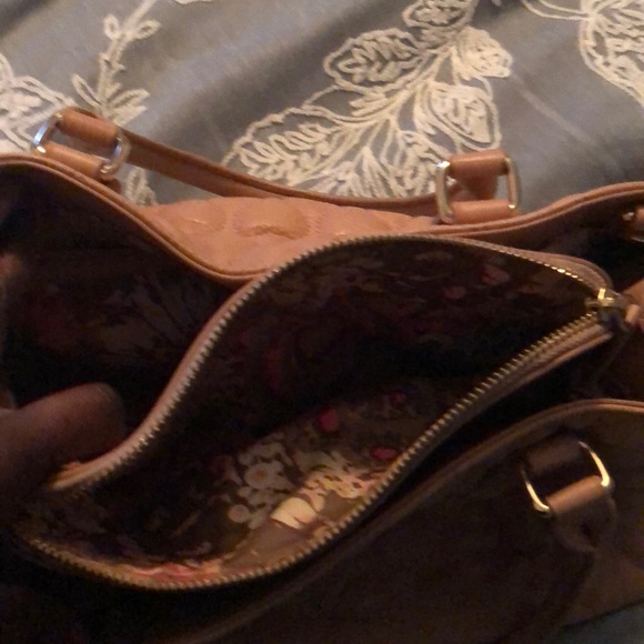 Vera Bradley quilted tote - Picture 2 of 4